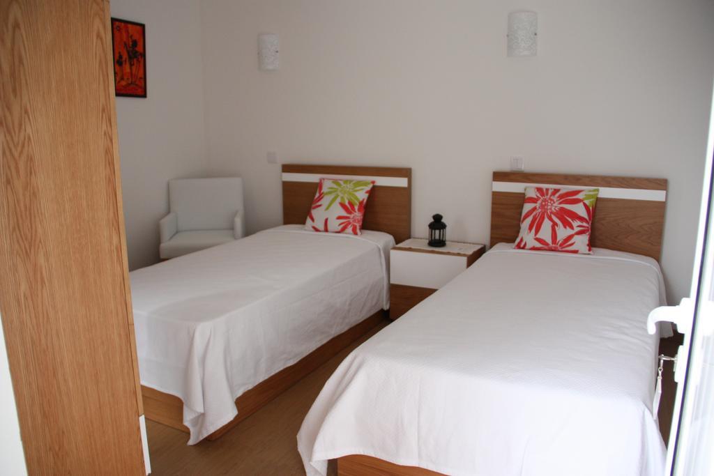 Patio Da Caetana Guest House Freineda Bilik gambar